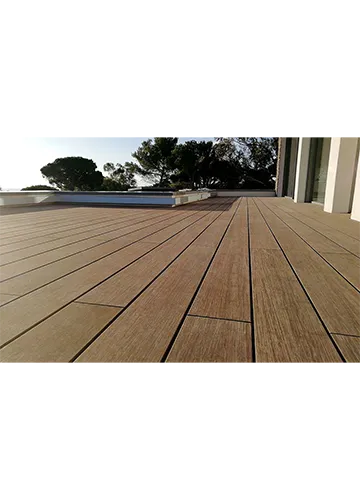 CLEMENT-MA-terrasse-bambou-drome-ardeche-isere-auvergne-rhone-alpes-version-mobile